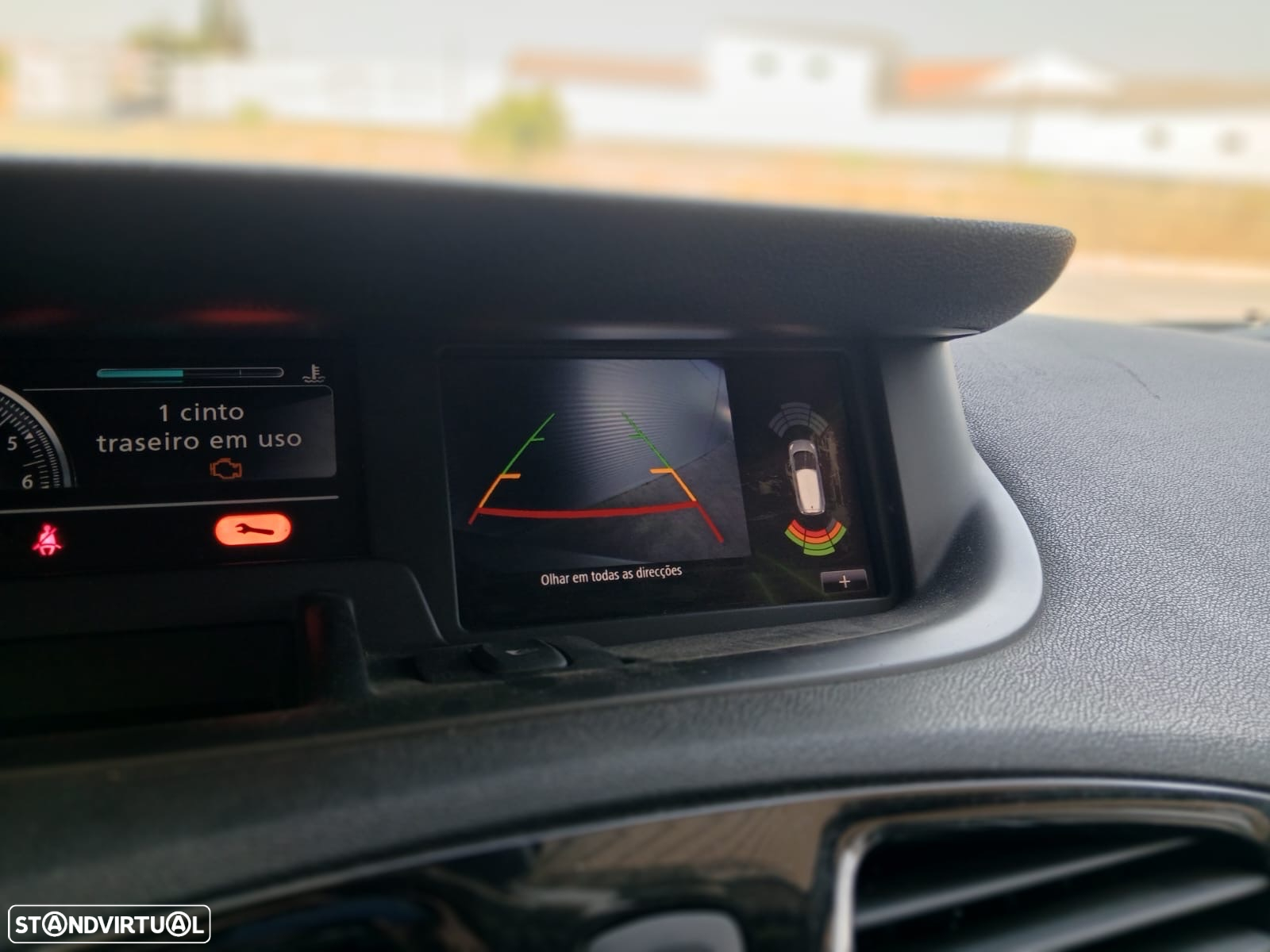 Renault Grand Scénic 1.6 dCi Bose Edition SS - 16