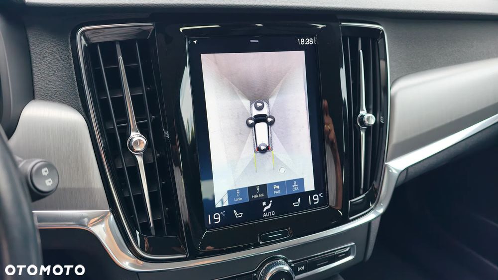 Volvo V90 D4 Geartronic Momentum Pro - 31