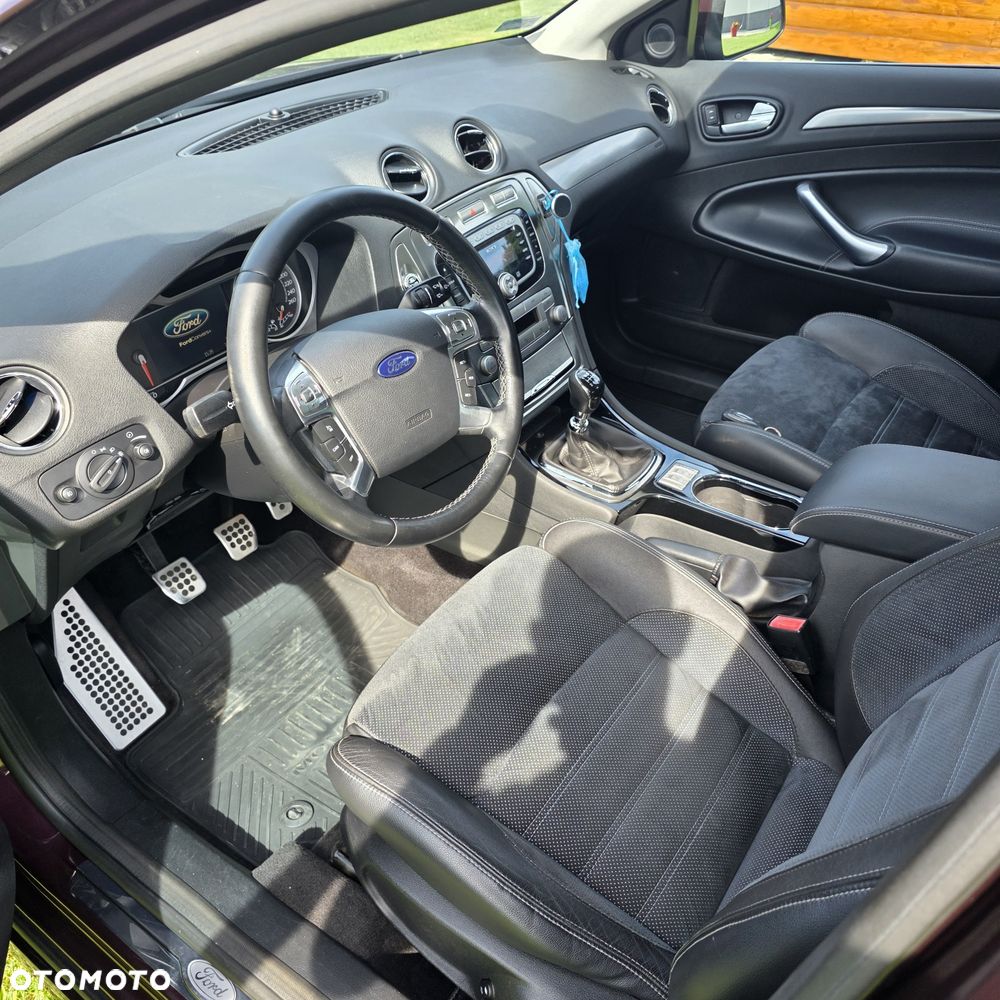Ford Mondeo - 8