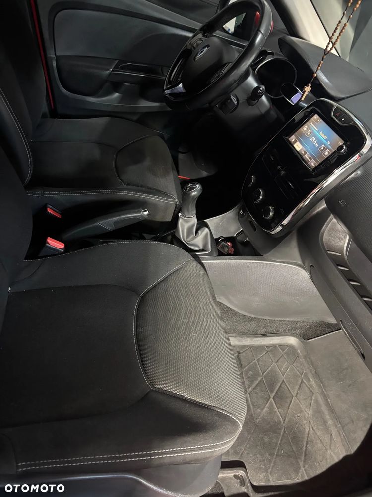 Renault Clio 1.2 16V Life - 13