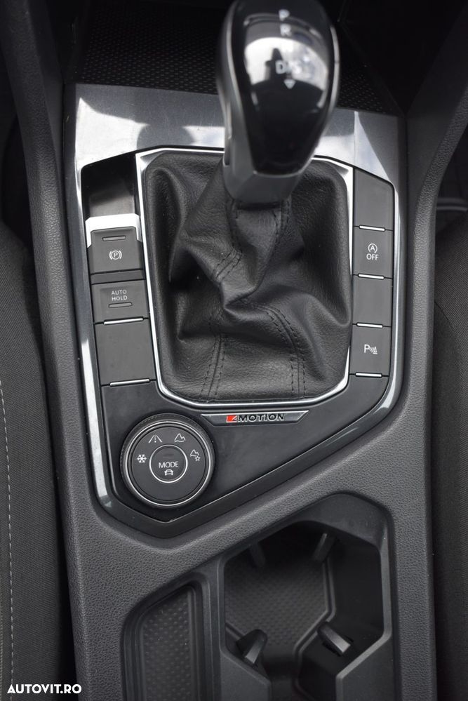 Volkswagen Tiguan 2.0 TDI 4Mot DSG Life - 37