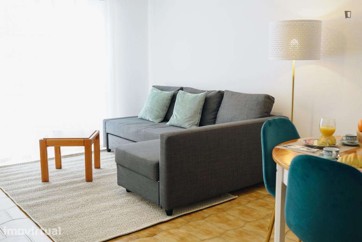 Apartamento com 2 quartos - localizado em Quarteira - Grande imagem: 2/60
