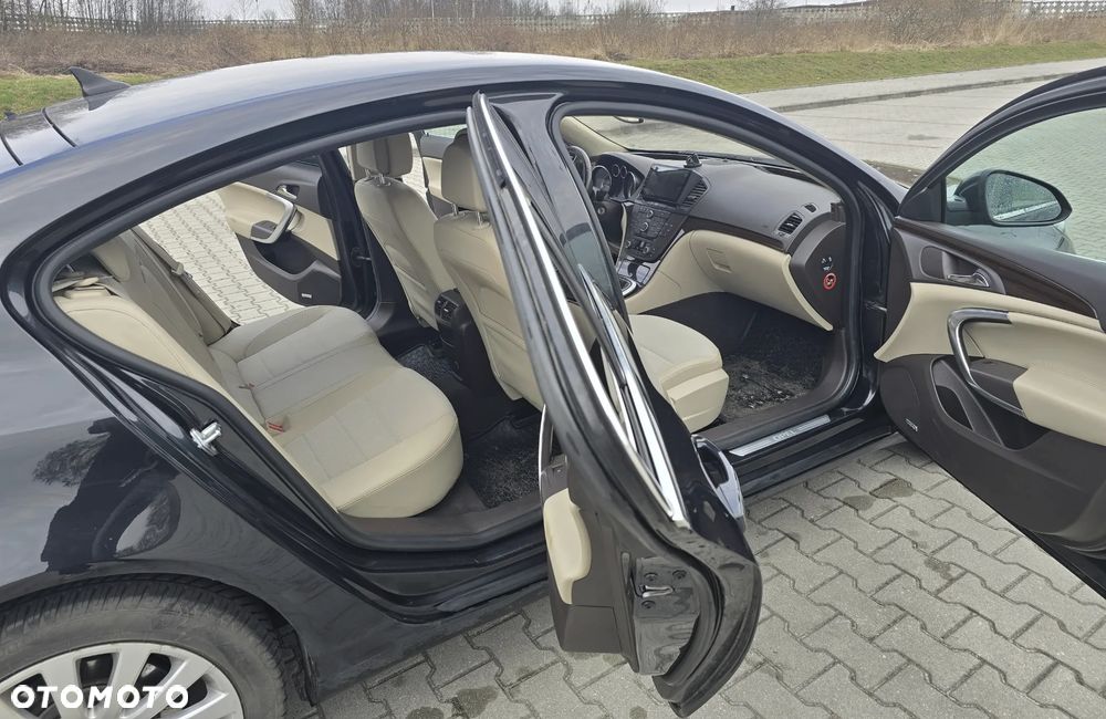 Opel Insignia 2.0 T Cosmo 4x4 - 6