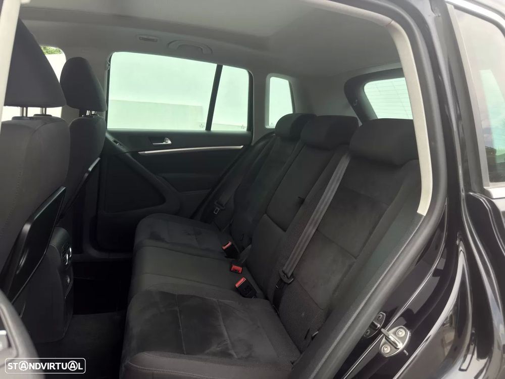 VW Tiguan 2.0 TDi Sport BlueMotion - 15