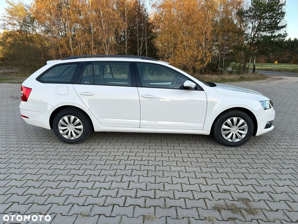 Skoda Octavia - 8