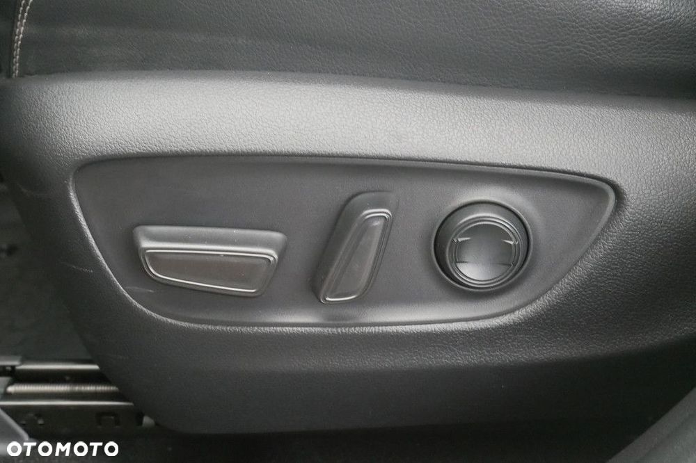 Toyota RAV4 - 34