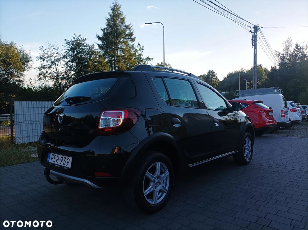 Dacia Sandero Stepway TCe 90 (S&S) Celebration - 8