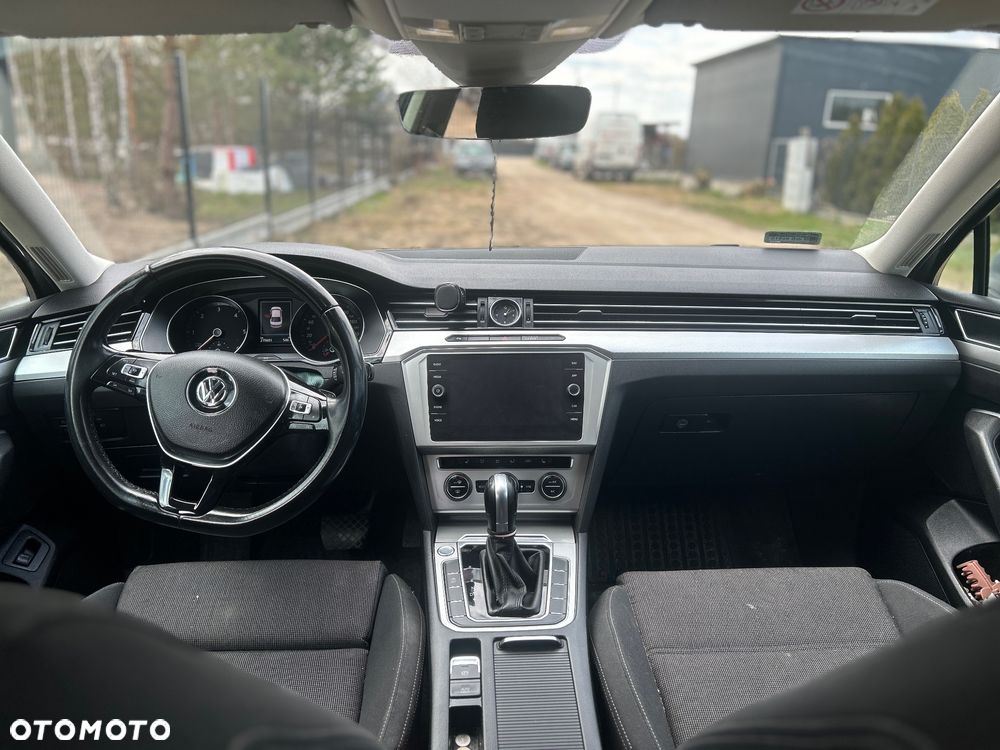Volkswagen Passat 2.0 TDI BMT Comfortline DSG7 - 10