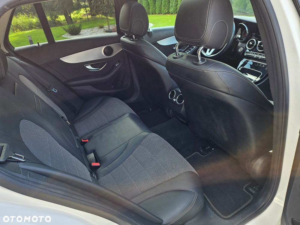Mercedes-Benz Klasa C 200 d T 9G-TRONIC AMG Line - 30