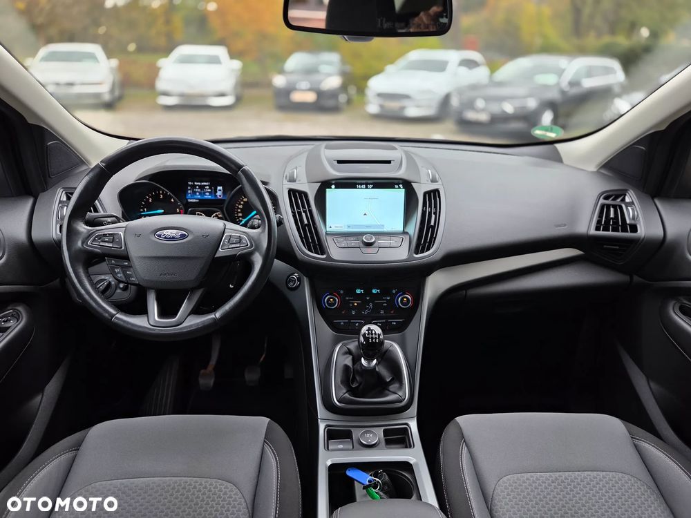 Ford Kuga 2.0 TDCi 2x4 Business Edition - 18