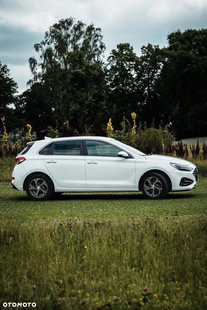 Hyundai i30 1.5 DPI Modern - 10