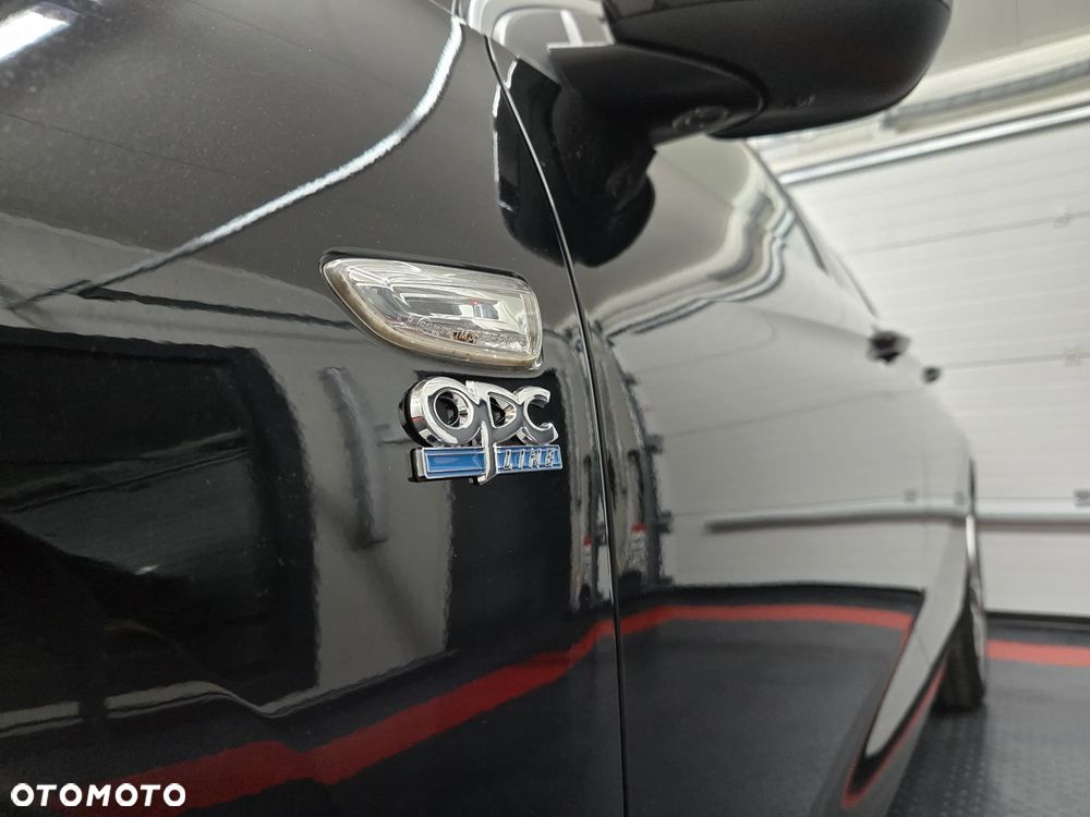 Opel Insignia 2.0 Ultimate Exclusive - 4