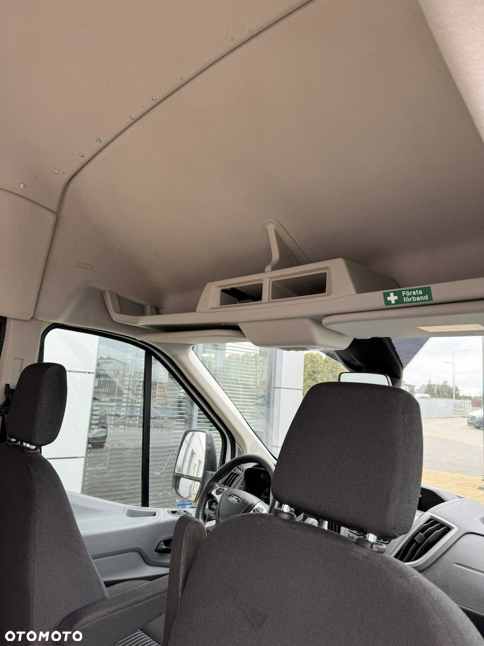 Ford Transit - 19