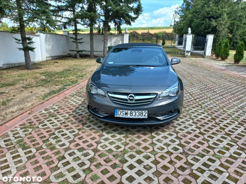 Opel Cascada - 2