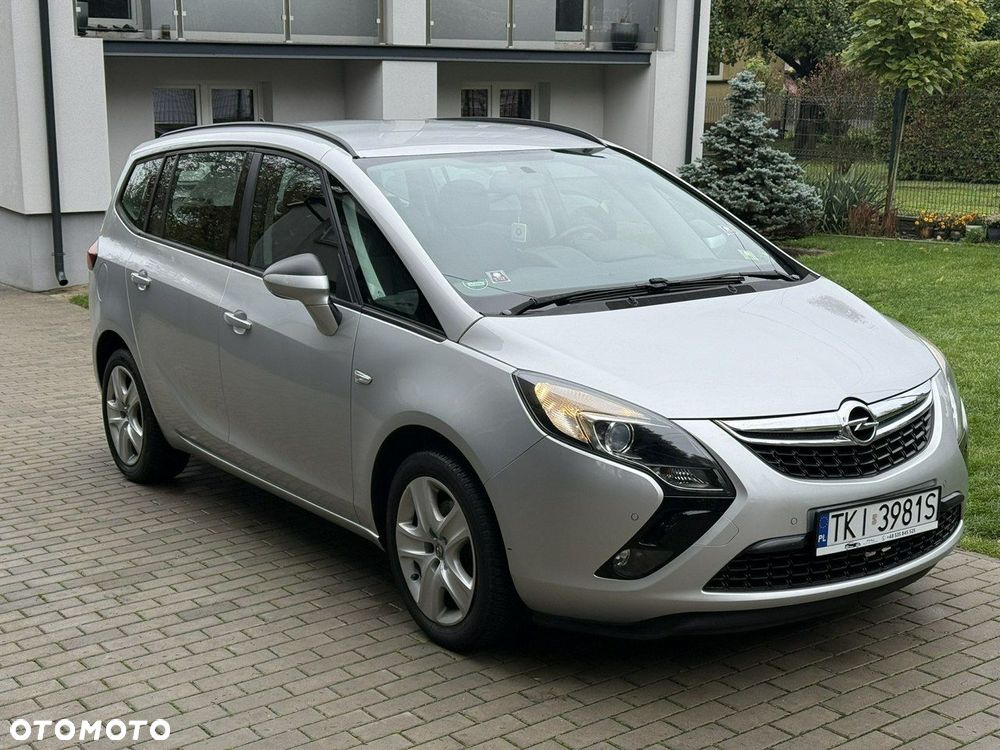 Opel Zafira - 2