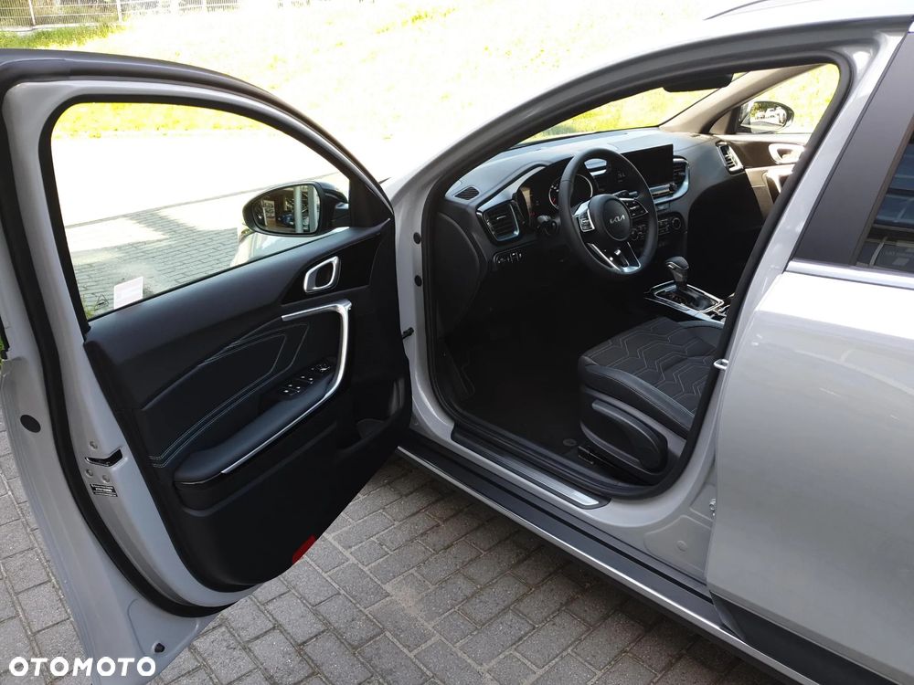 Kia XCeed 1.6 T-GDI Tribute DCT - 10