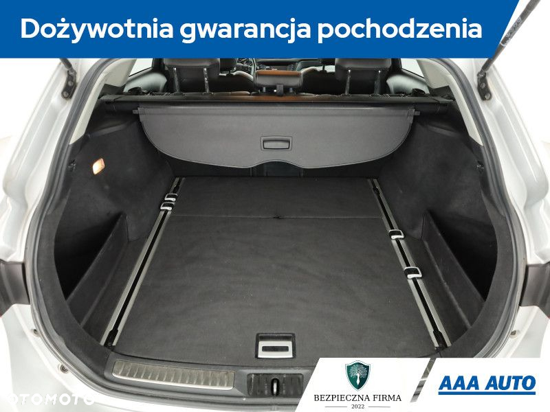 Toyota Avensis - 11