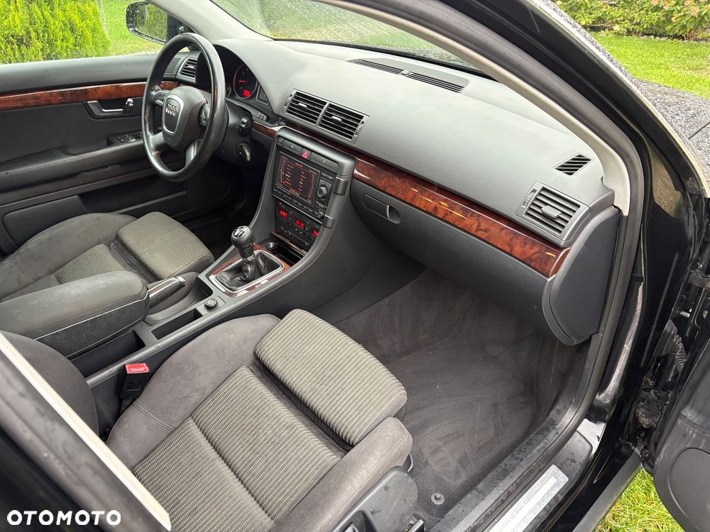 Audi A4 Avant - 13