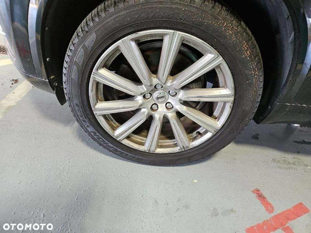 Volvo XC 90 - 19