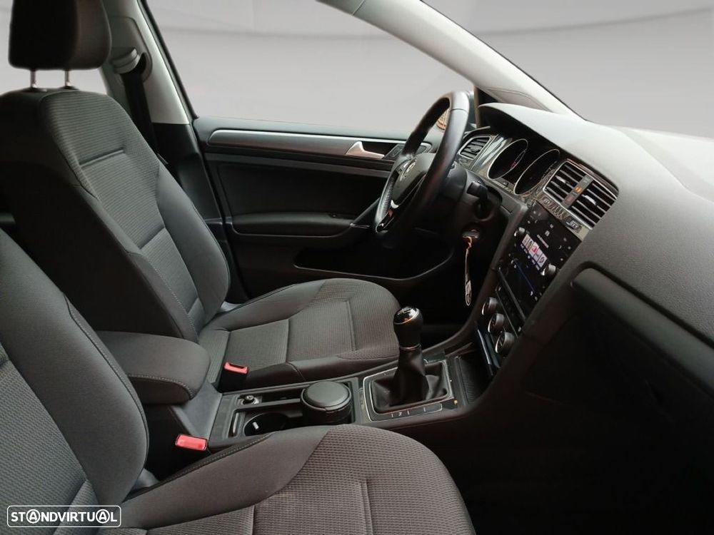 VW Golf 1.6 TDI Stream - 15