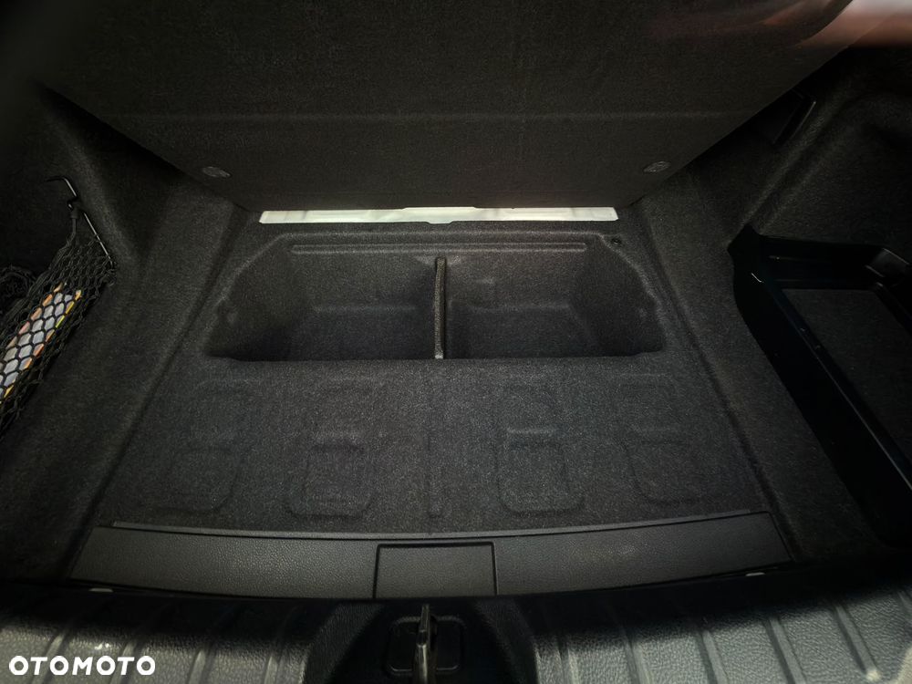 BMW Seria 3 - 26