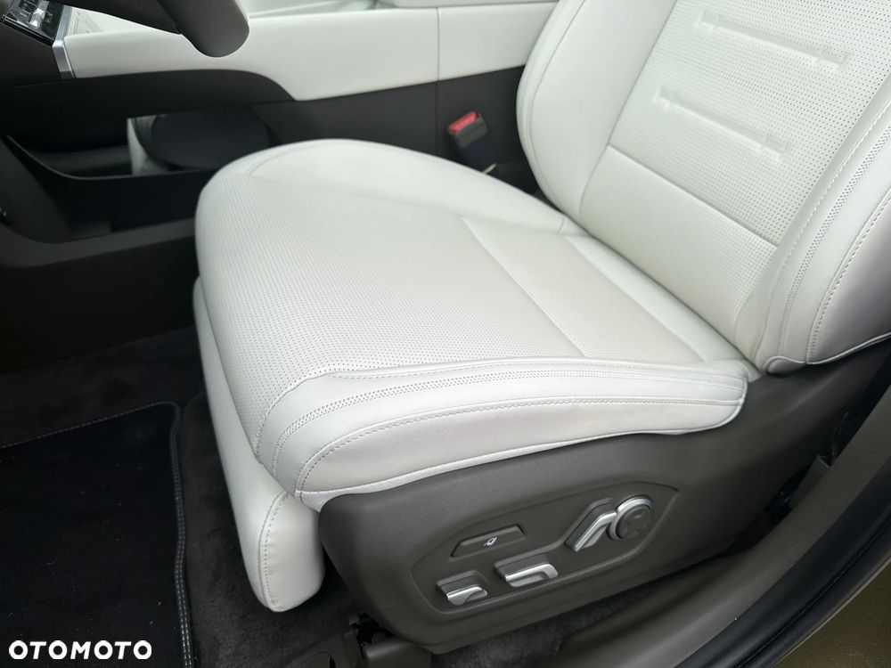 Hyundai Santa Fe - 12