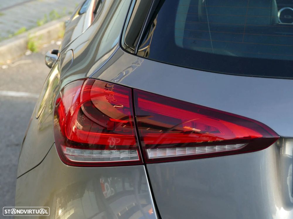 Mercedes-Benz A 250 e Style Plus - 10