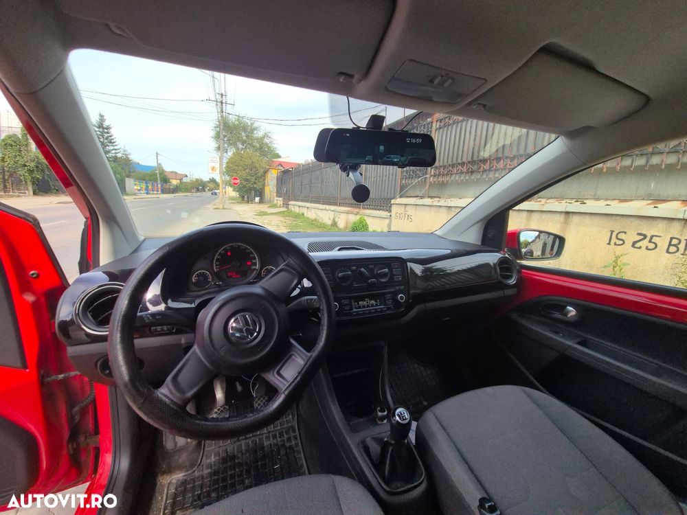 Volkswagen up! 1.0 BMT High - 10