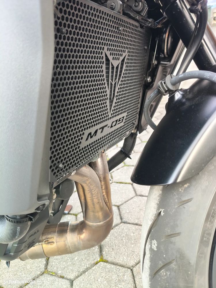 Yamaha MT-09 - 16