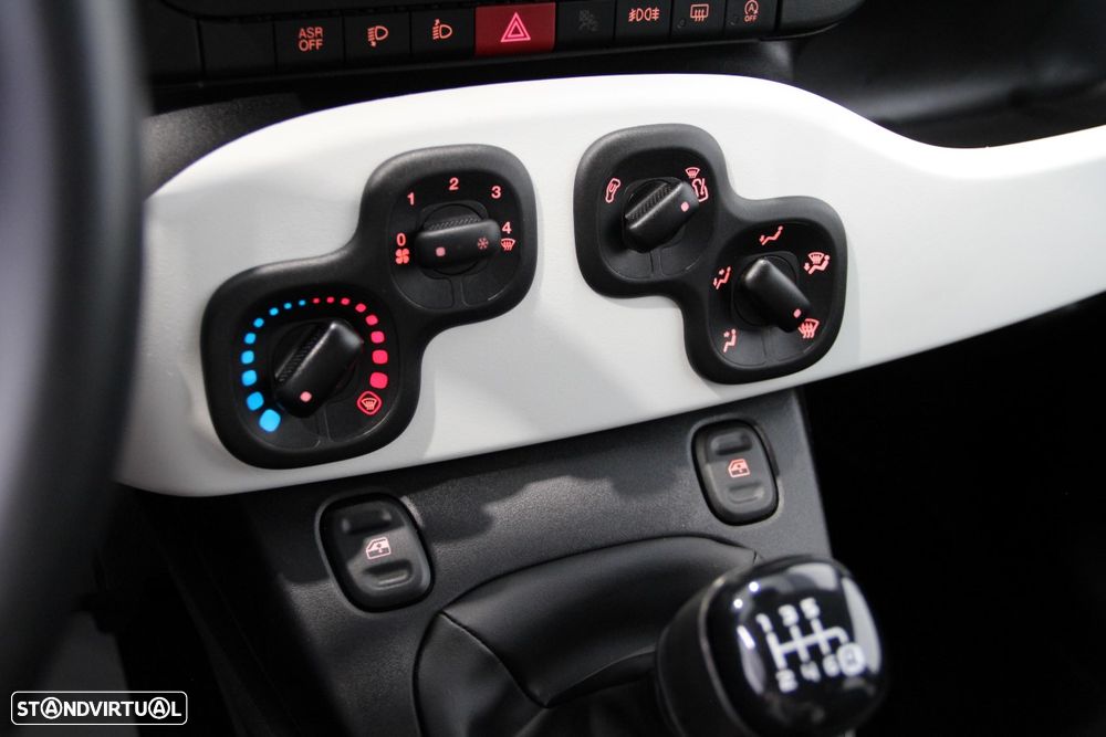 Fiat Panda Pandina 1.0 Hybrid - 21
