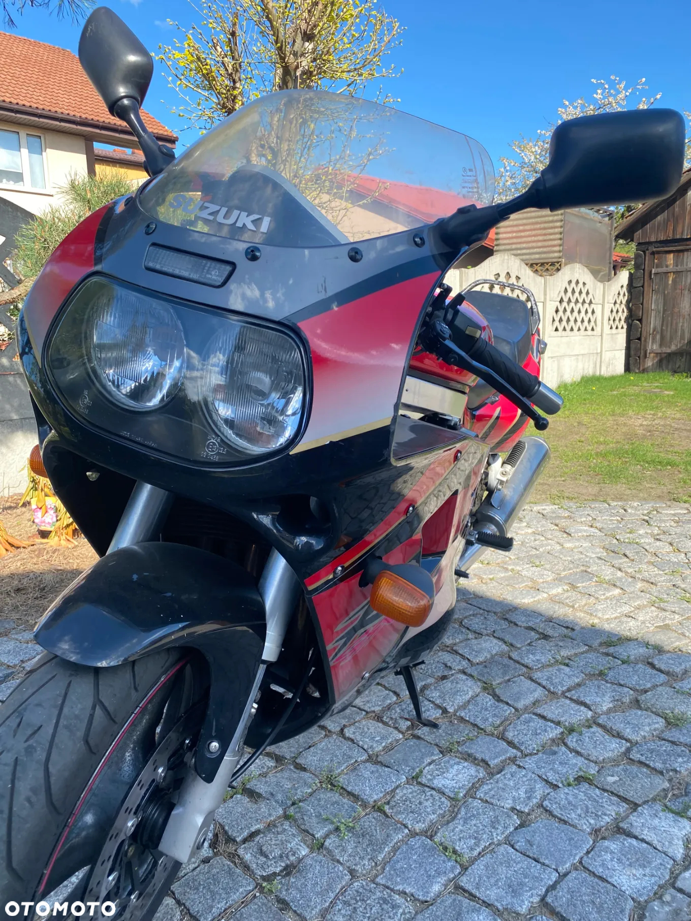Suzuki GSX-R - 22