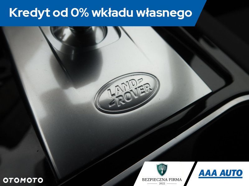 Land Rover Discovery Sport - 24