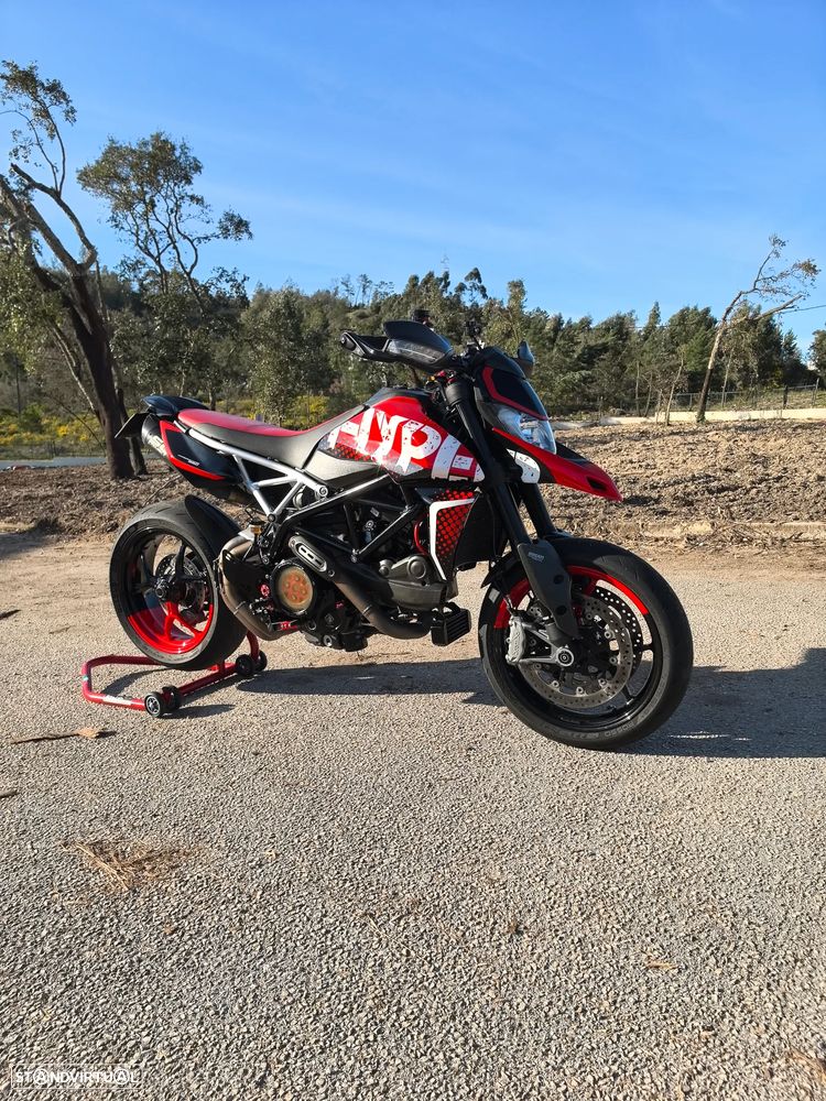 Ducati Hypermotard RVE - 1