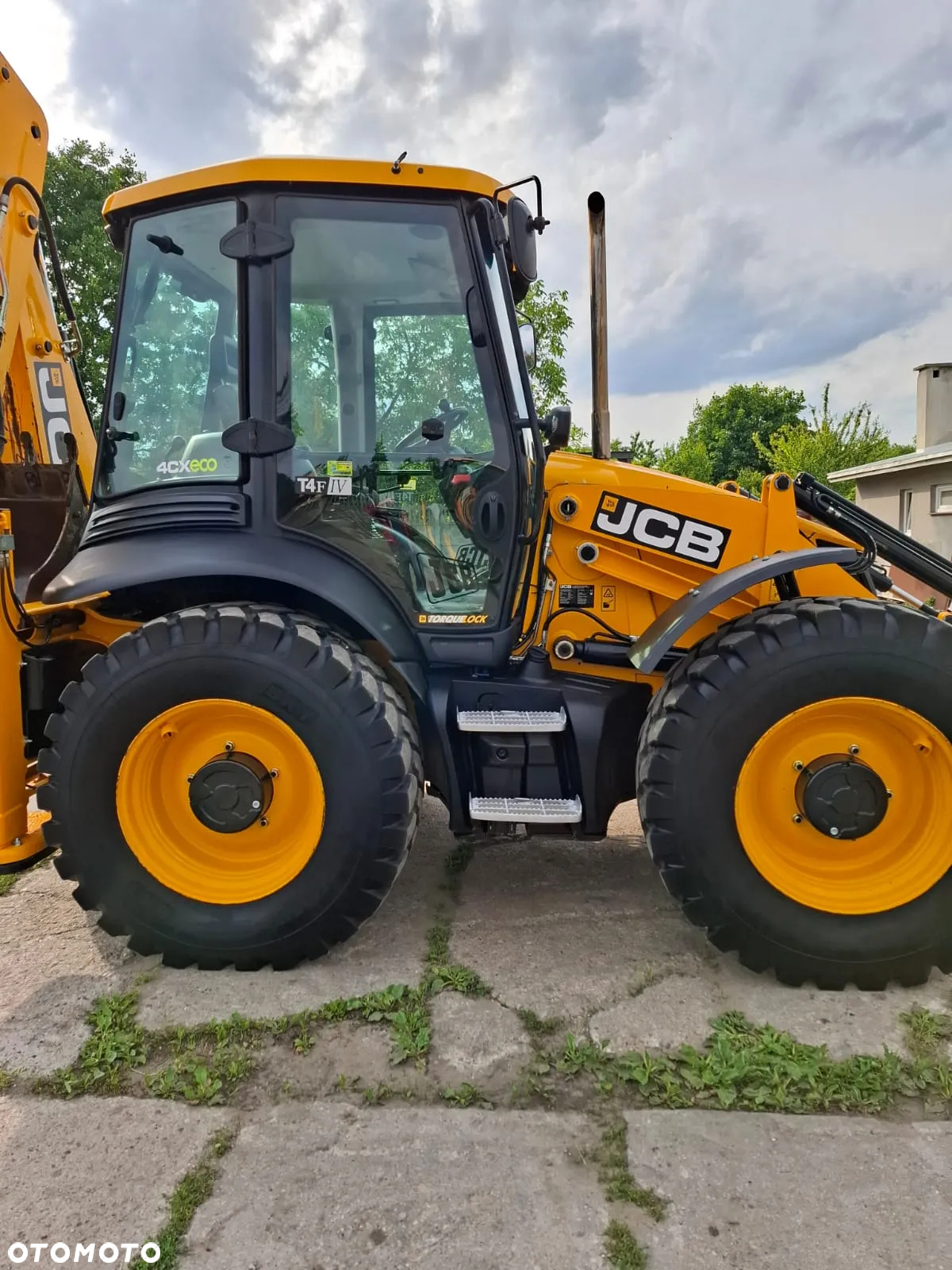 JCB 4CX - 30