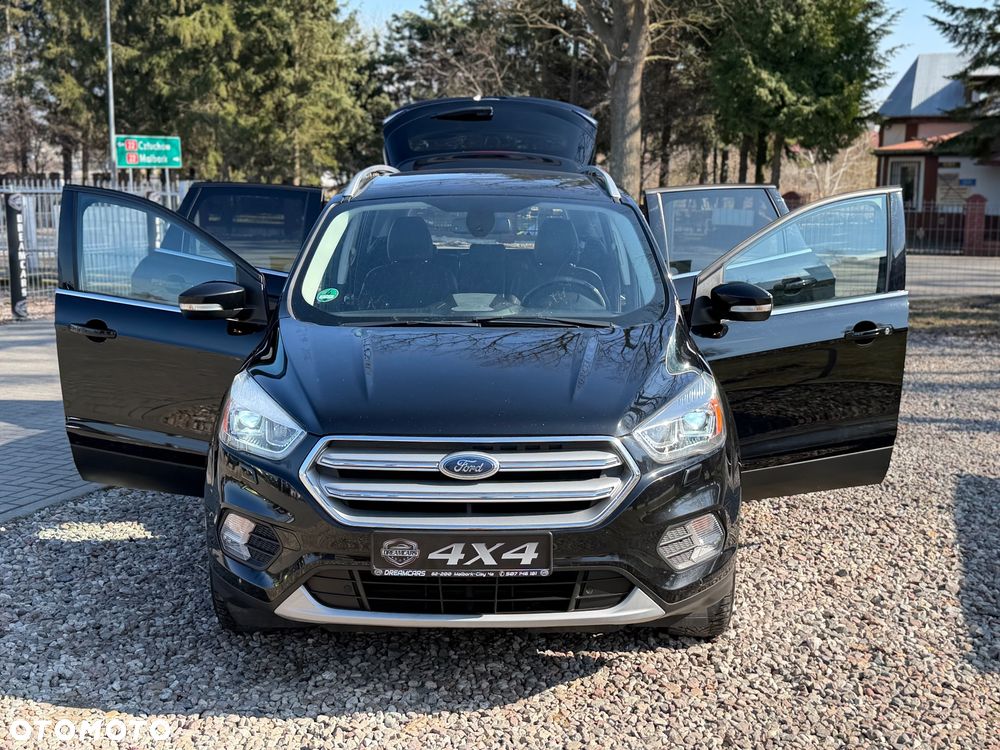 Ford Kuga - 36