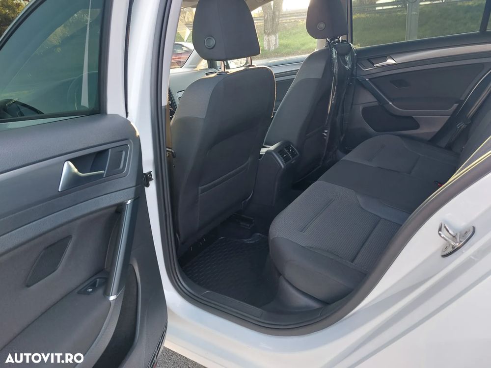 Volkswagen Golf 1.0 TSI Comfortline - 11