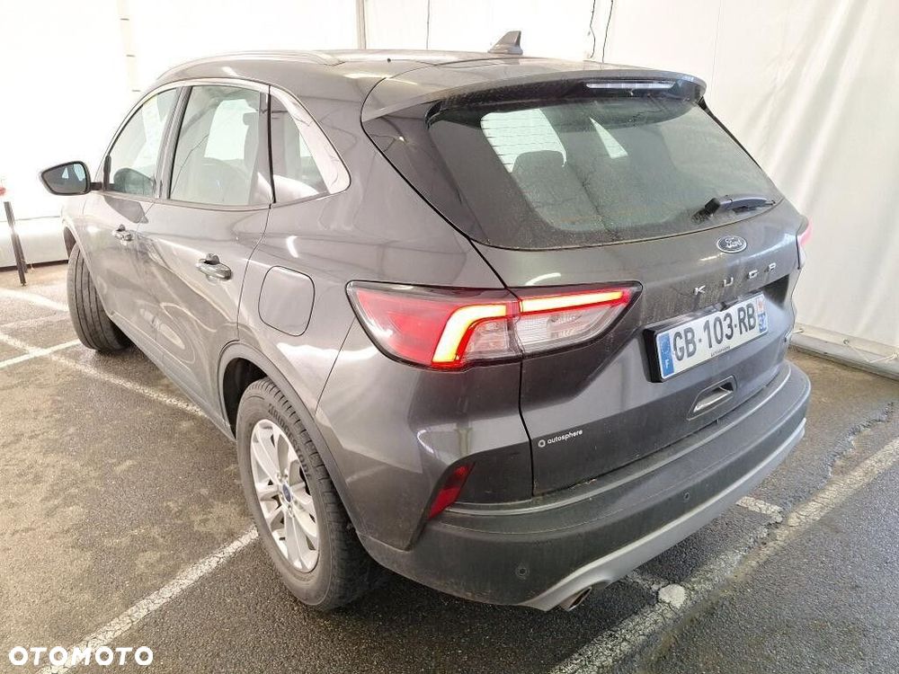 Ford Kuga - 2