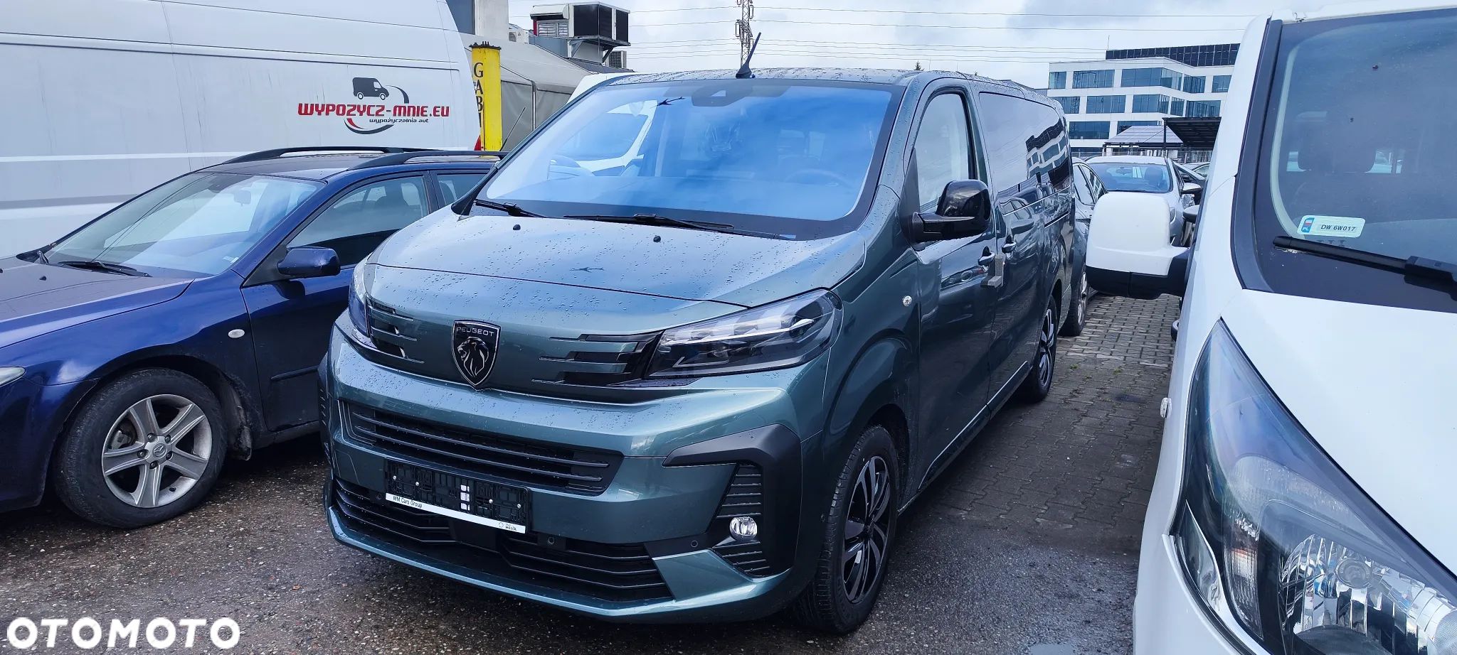Peugeot Traveller - 1