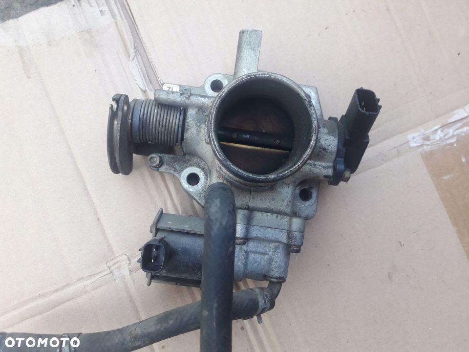 Mazda 323f 323 BJ 1.5 16V Przepustnica krokowy ZL - 6