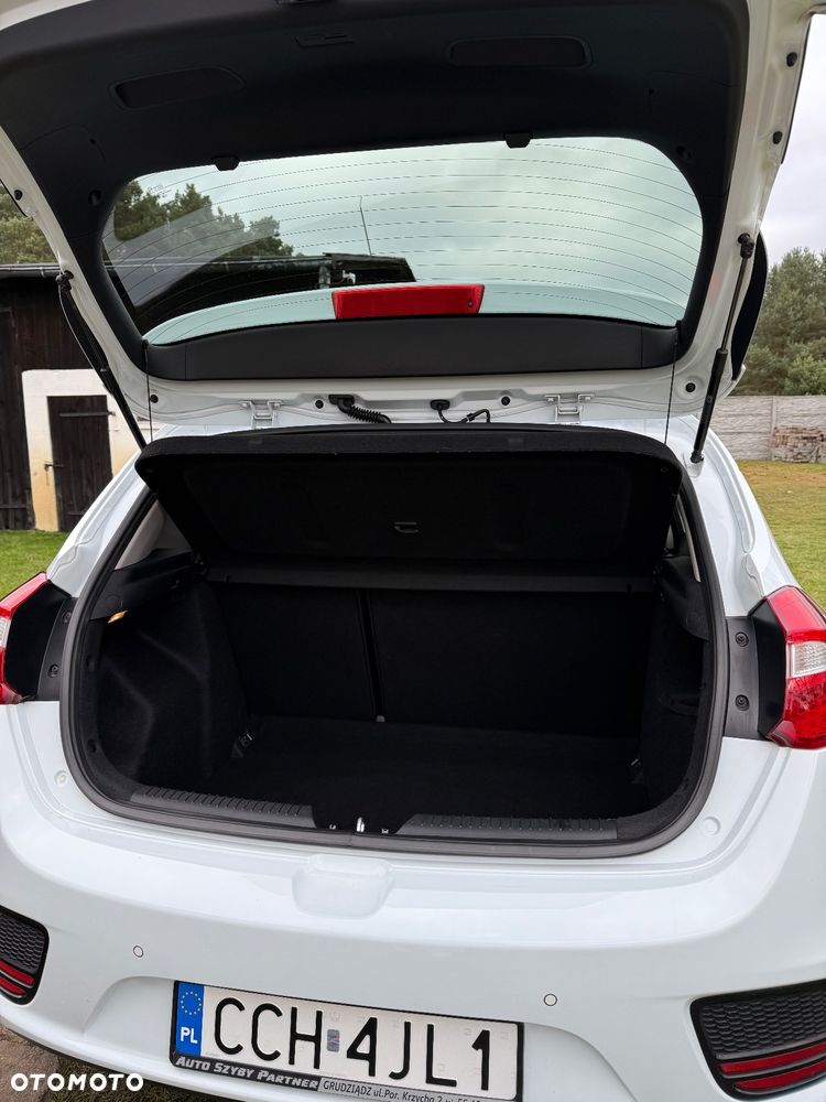 Kia Ceed 1.4 CVVT Dream Team Edition - 6