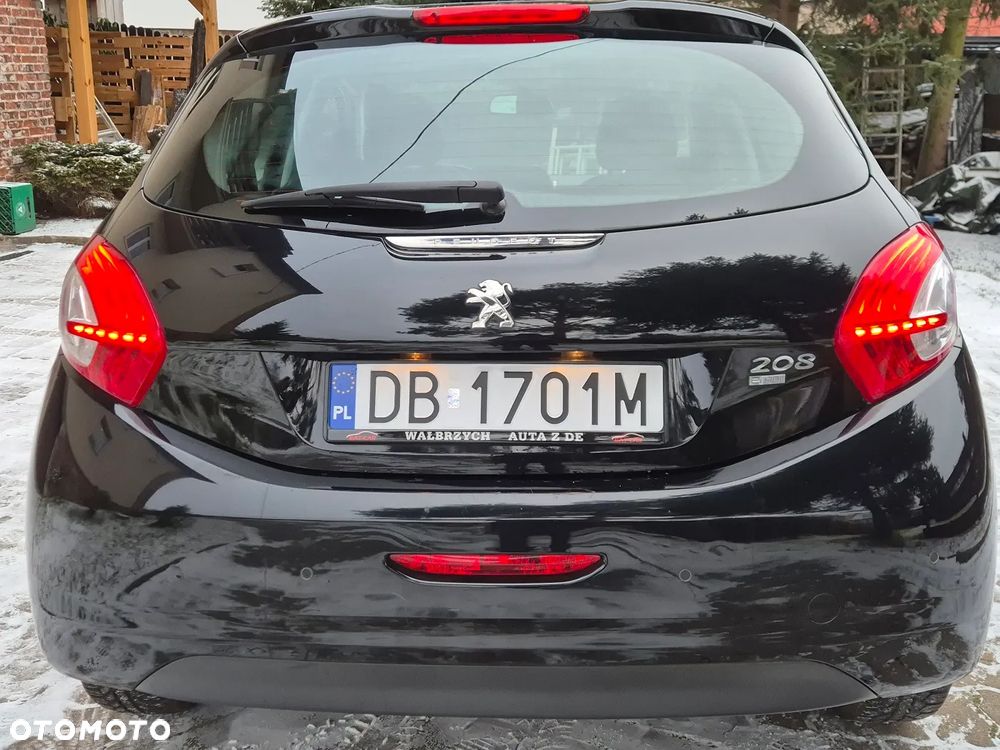 Peugeot 208 - 6