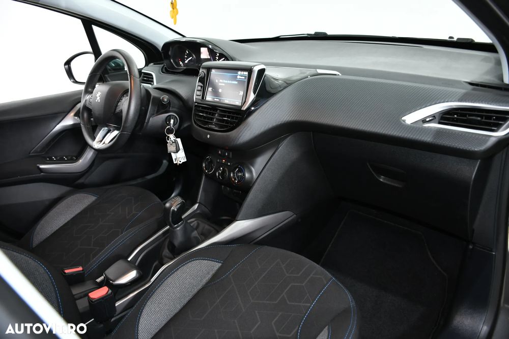 Peugeot 2008 PureTech 82 Active - 14
