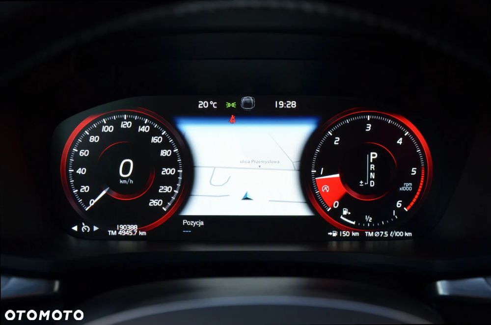 Volvo V60 Cross Country D4 AWD Geartronic Pro - 25