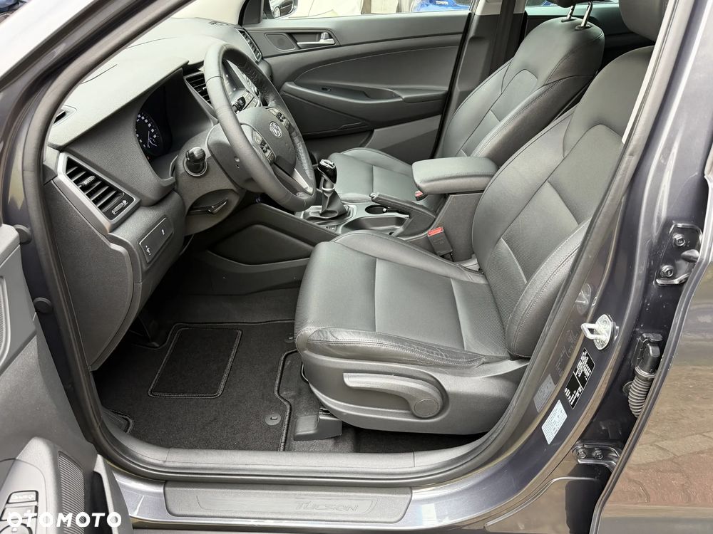Hyundai Tucson blue 1.6 GDi 2WD Passion - 23