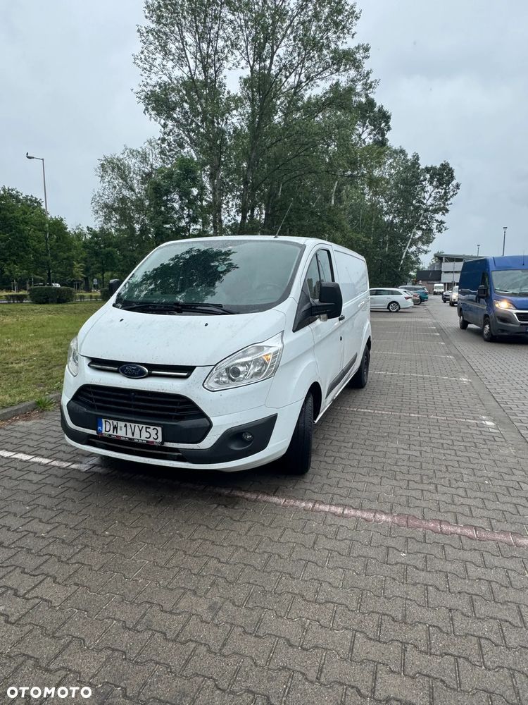 Ford TRANSIT CUSTOM - 2