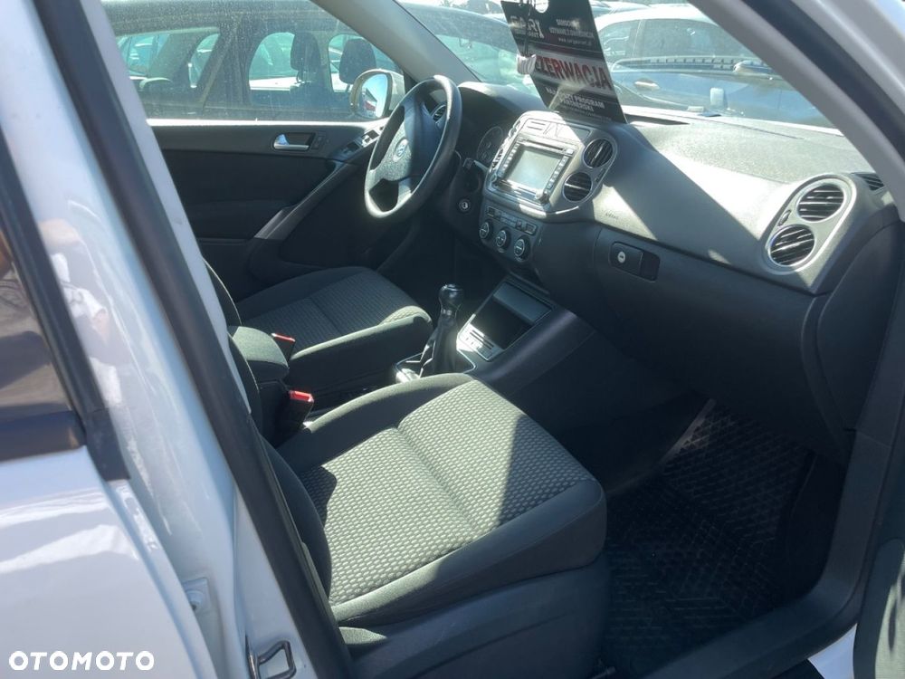 Volkswagen Tiguan - 5