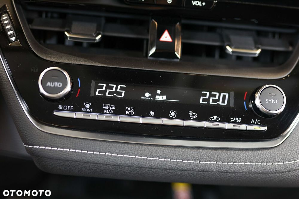 Toyota Corolla 1.8 Hybrid Style - 36