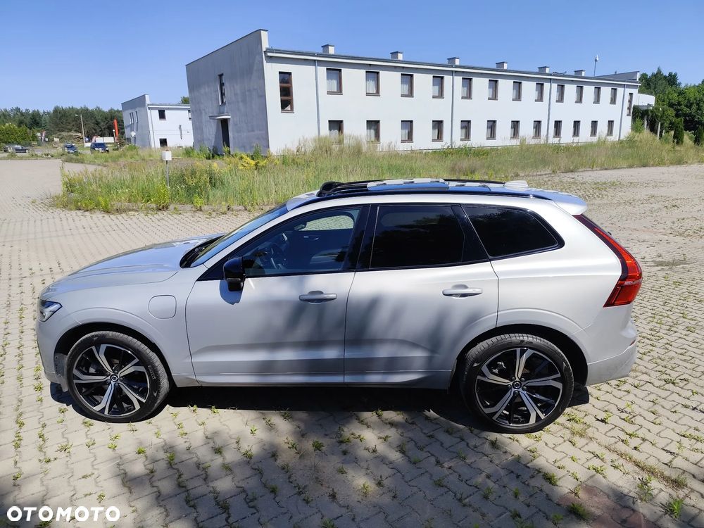 Volvo XC 60 T6 Plug-In Hybrid AWD Plus Black Edition - 8