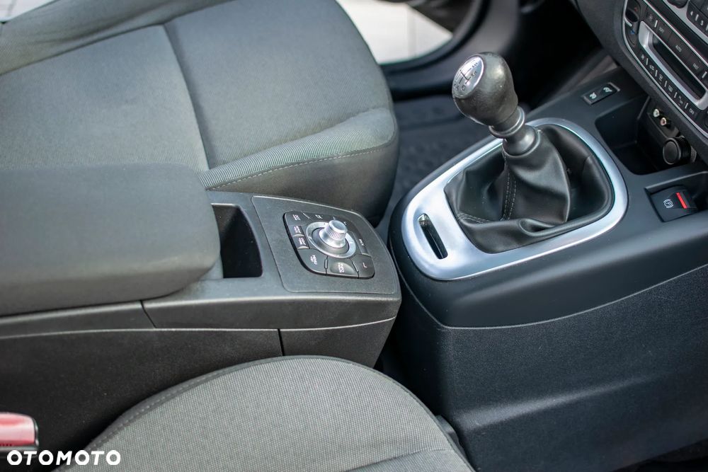 Renault Scenic - 34