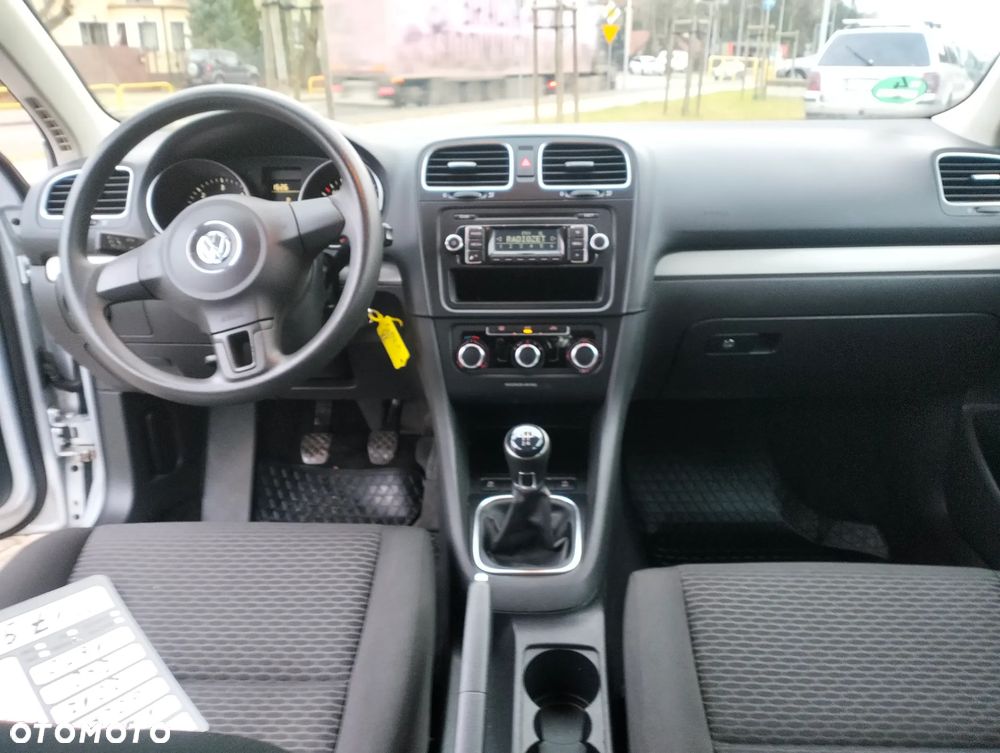 Volkswagen Golf 1.6 TDI DPF Comfortline - 16
